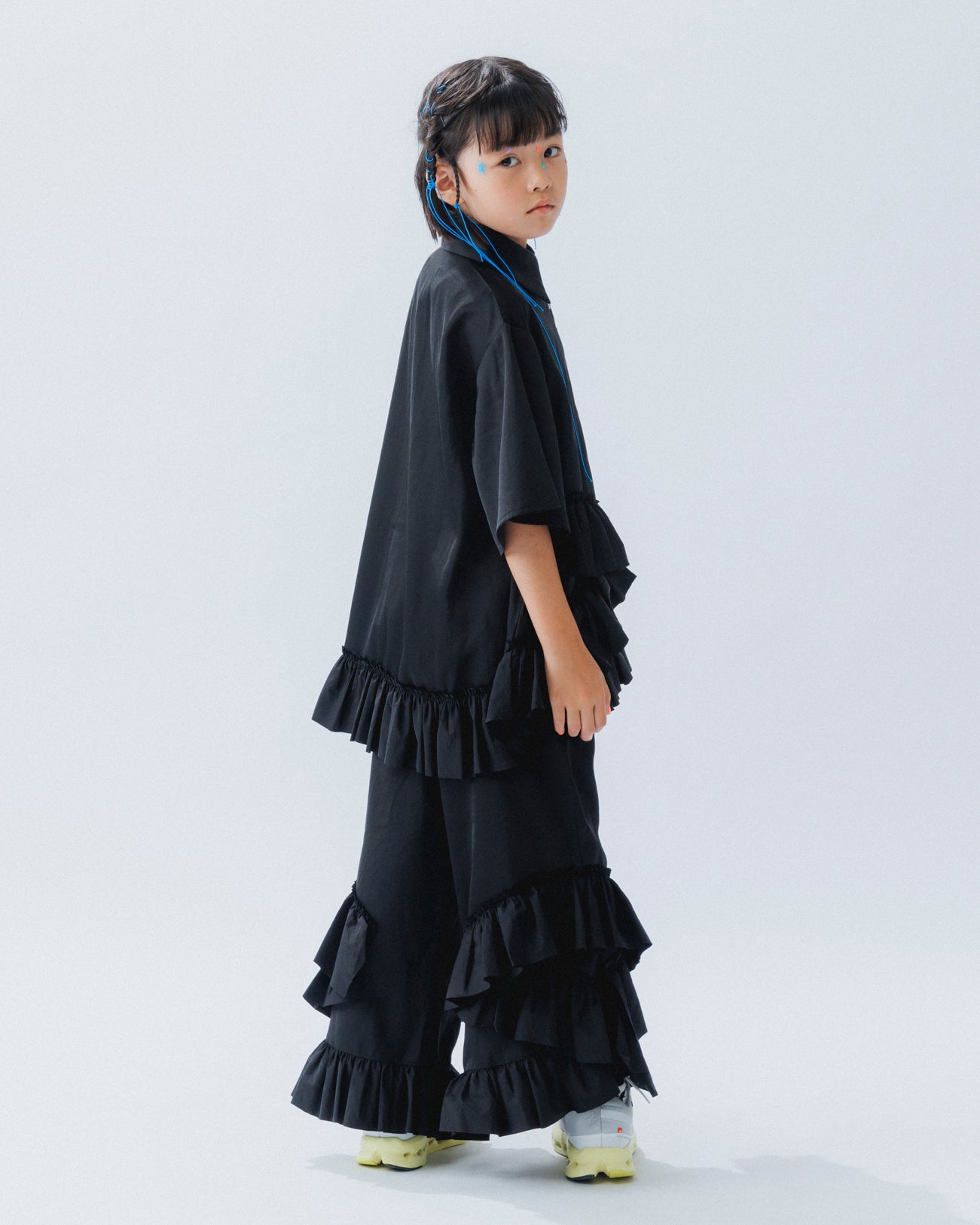 15-nf25-639-253/ランダムフリルパンツ