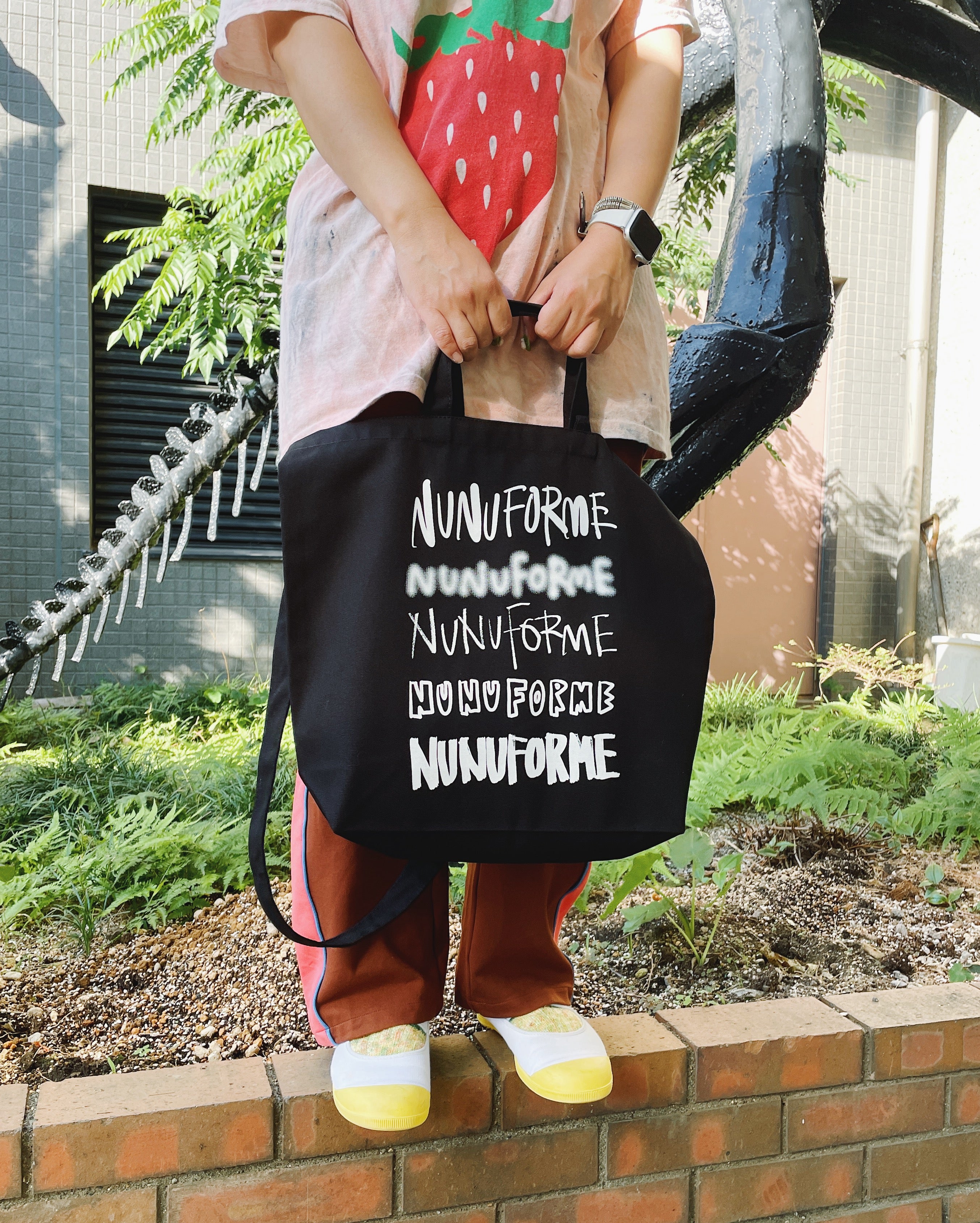 nunuforme SHOULDER BAG