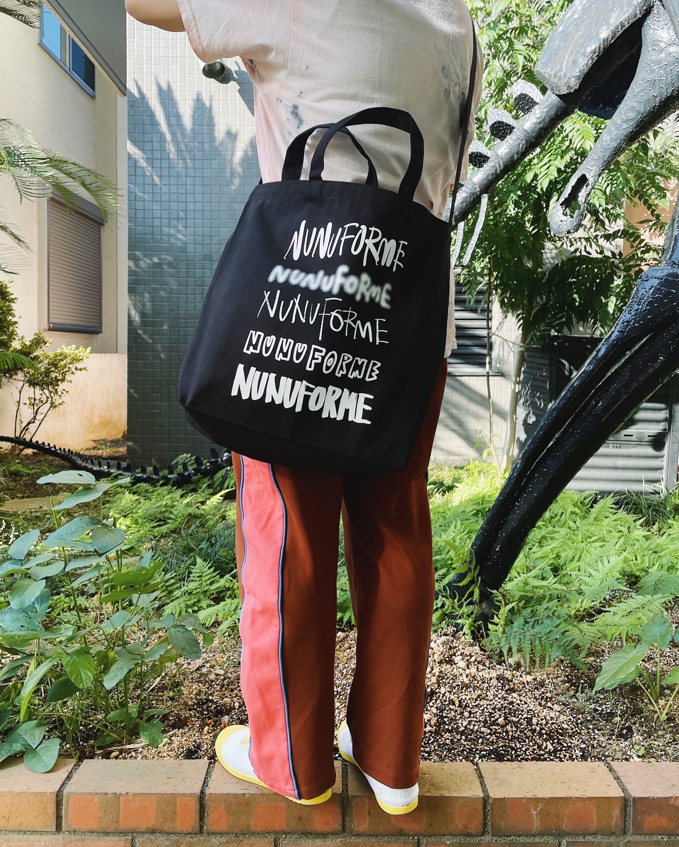 nunuforme SHOULDER BAG