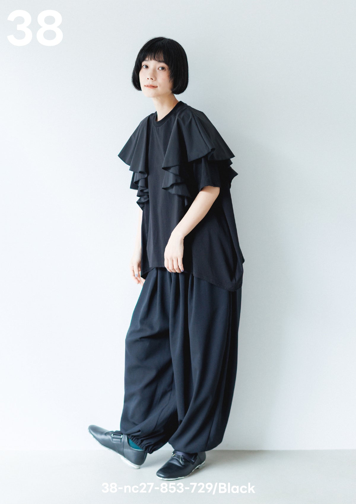 <27SS ご予約分>38-nc27-853-729A コクーンフリルTシャツ