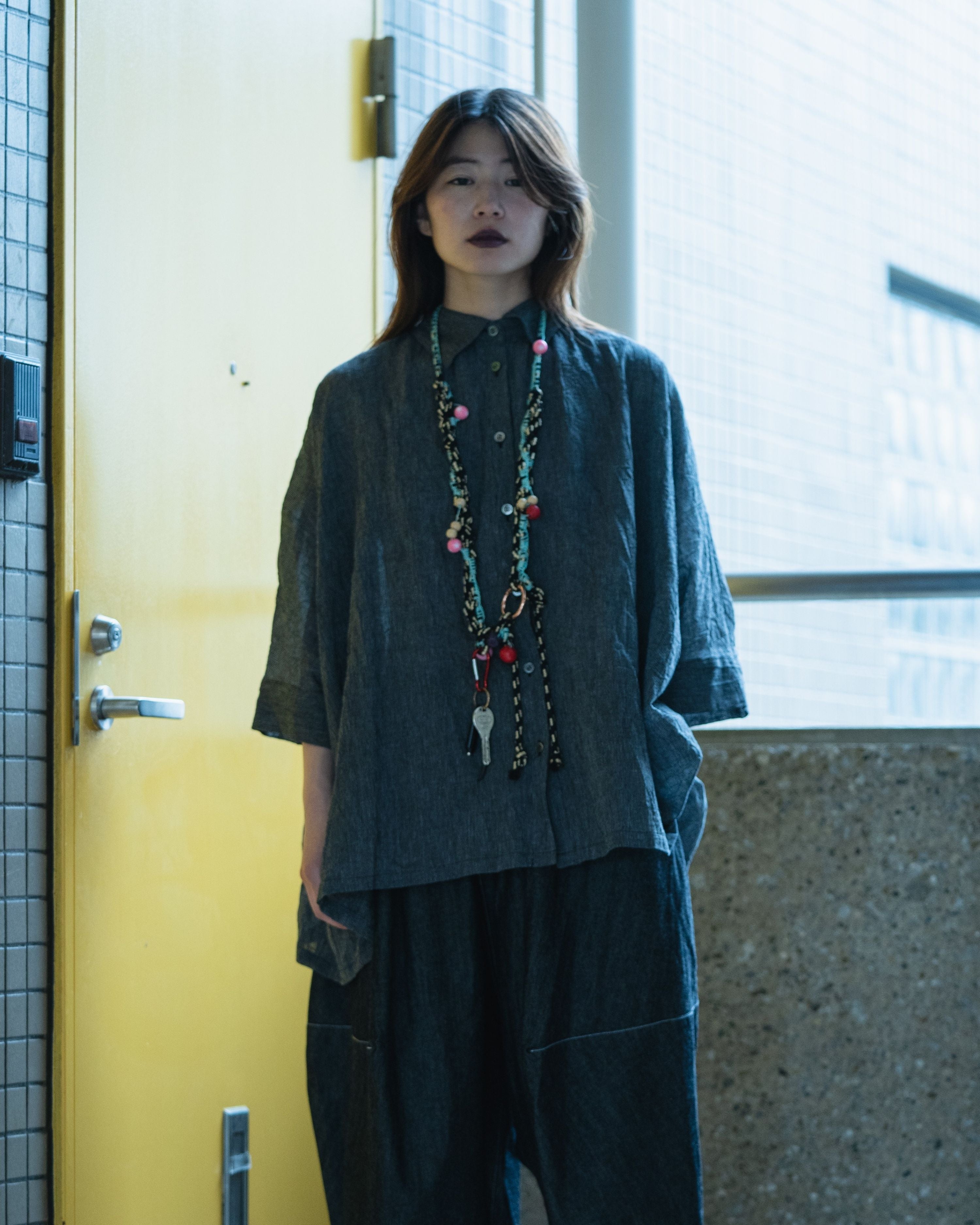 57-nf23-530-235/ネックギャザーシャツ