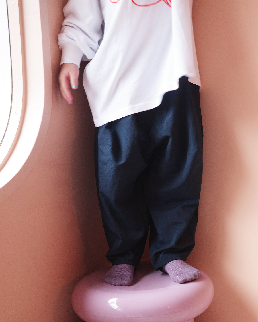 ec-646-001A/スポコレ ポインテッドパンツ