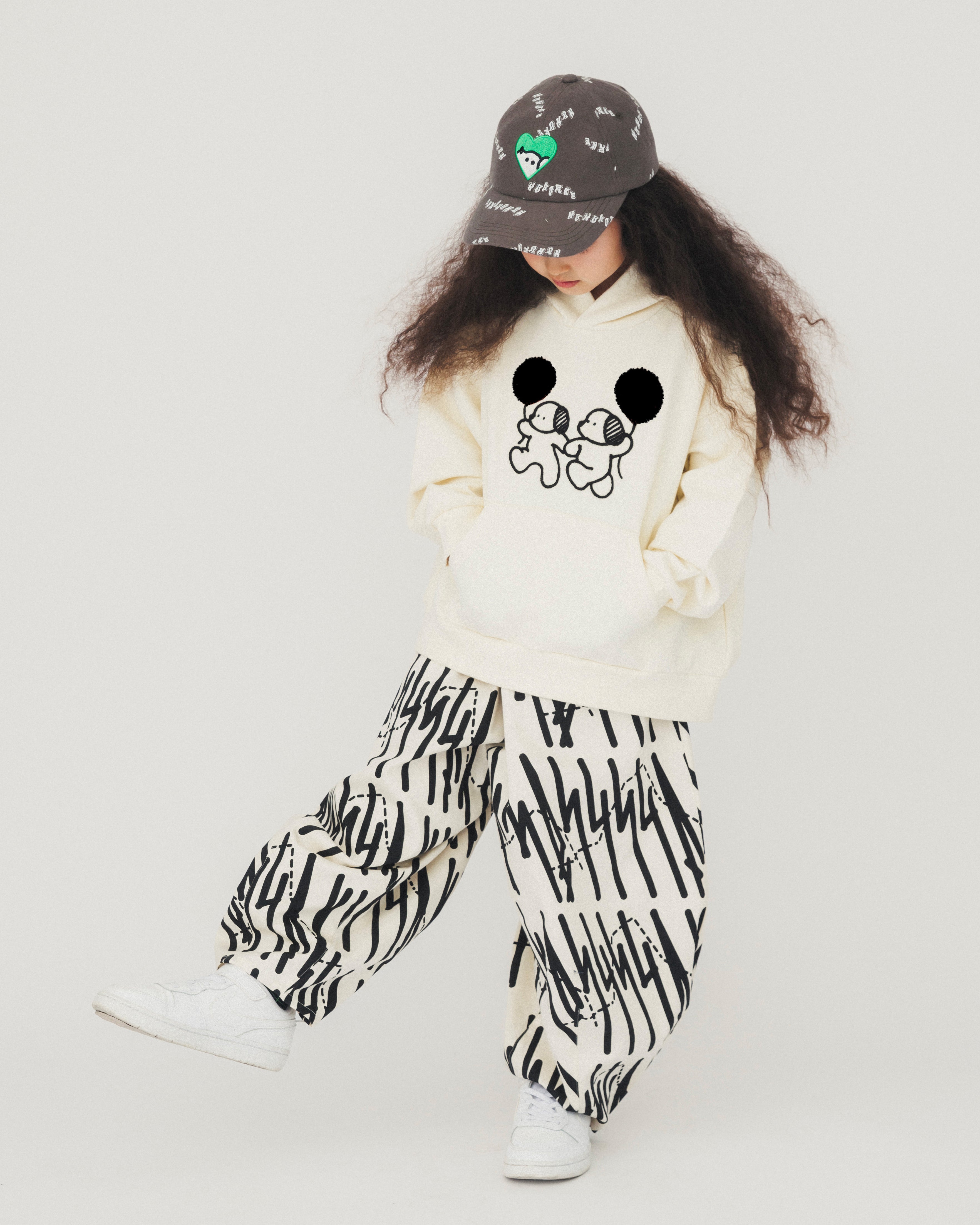 nt24-006-07A/風船inuinu ワッペン