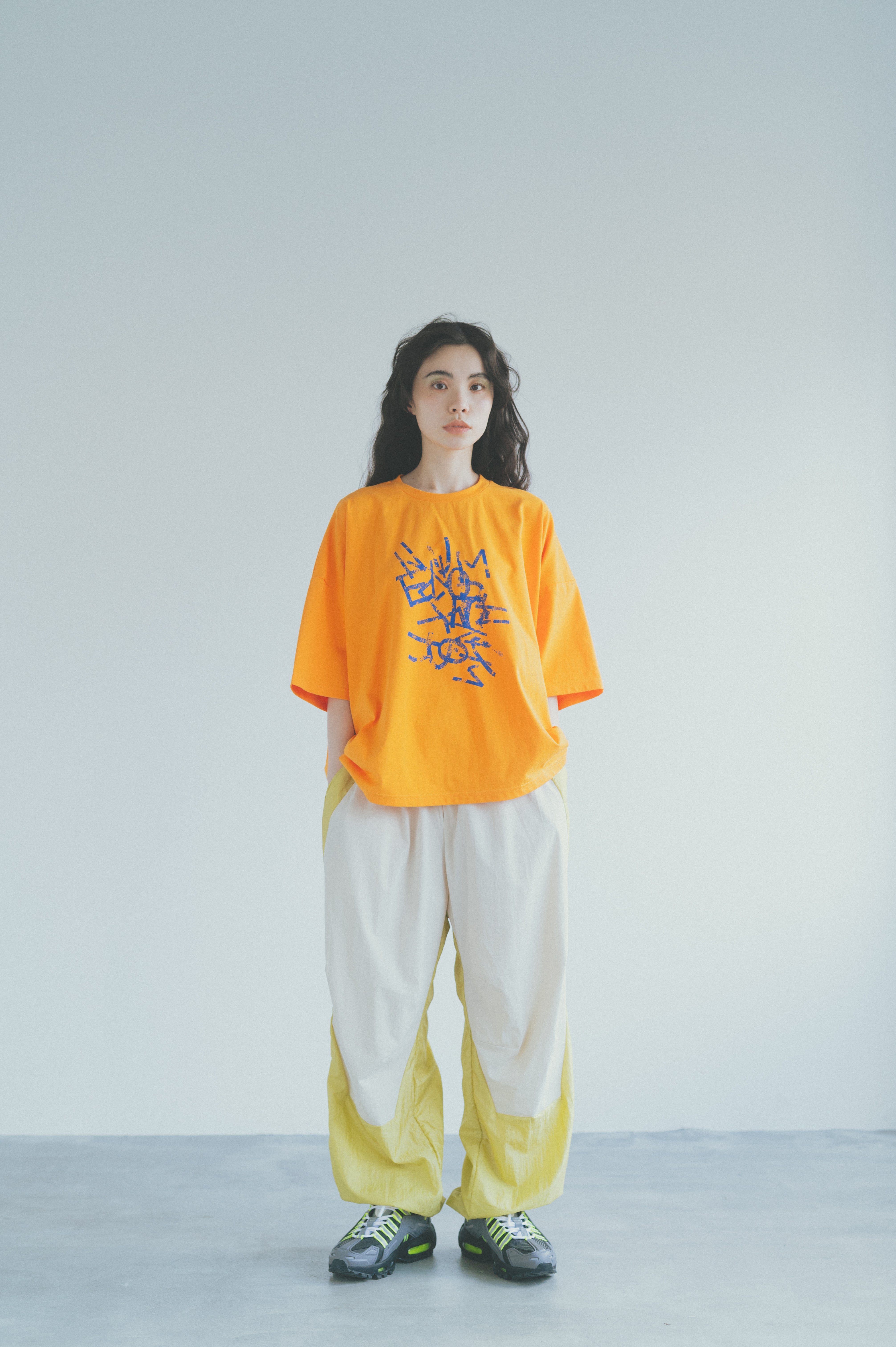 nt21-002/手書きロゴT