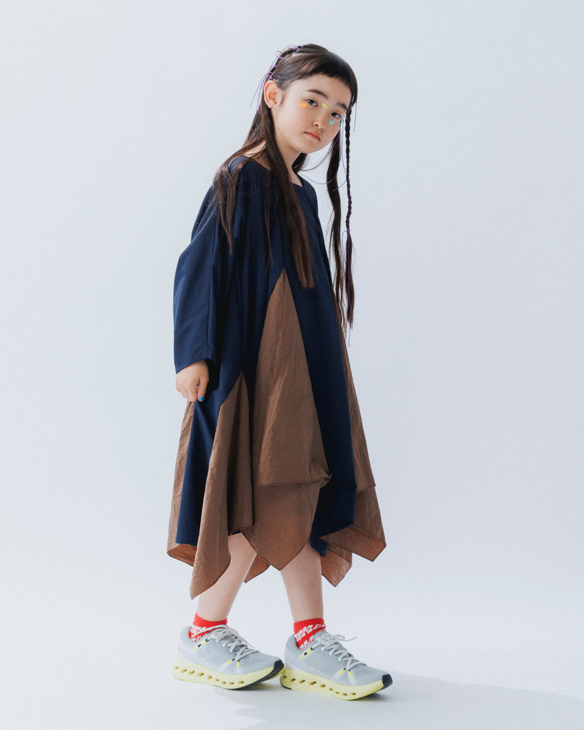 04-nf25-429-025/フリルエッジワンピース