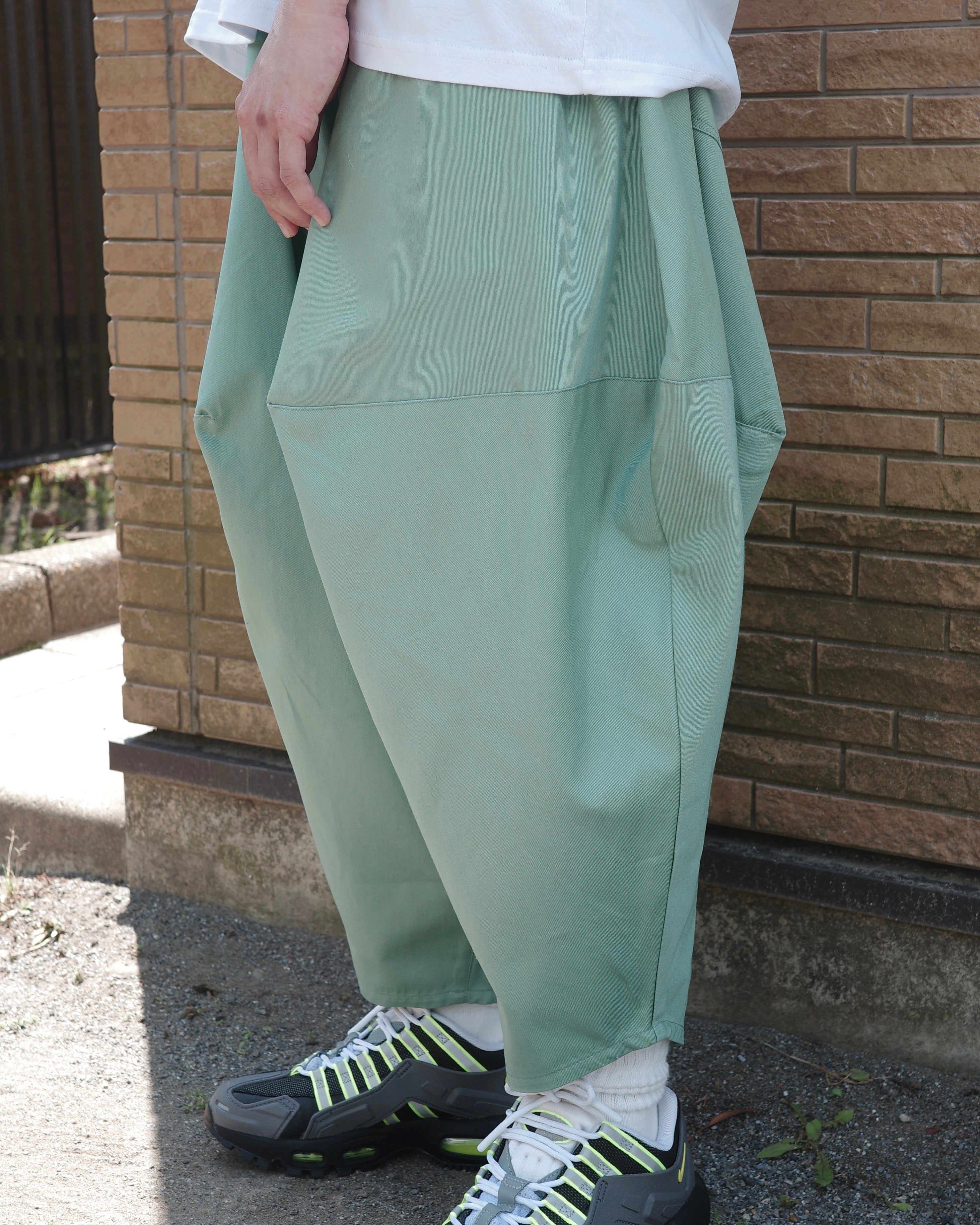 ナウン　生成りデニムパンツ セール】ハイウエストストレッチデニムスキニーパンツ（デニム