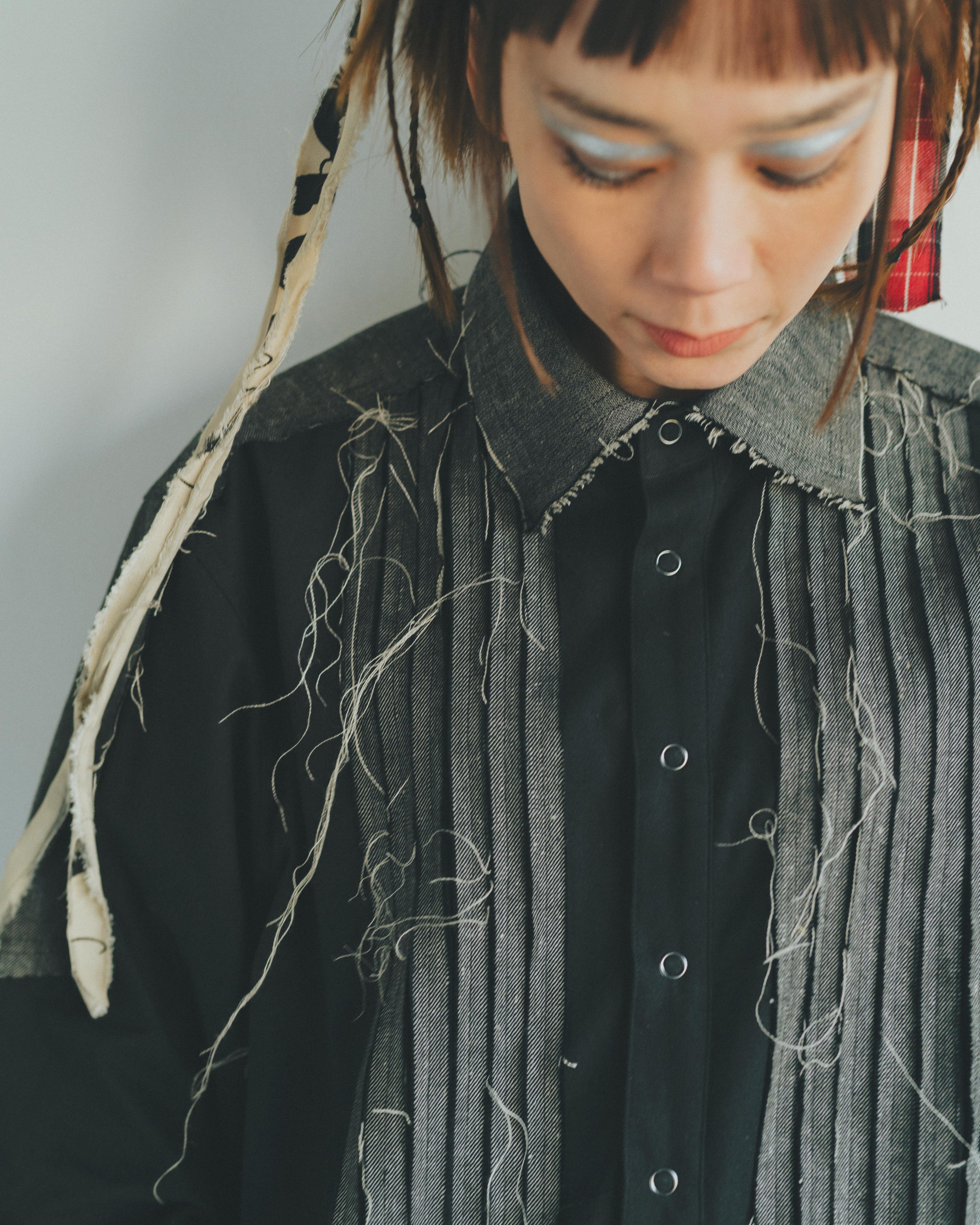 25-nf22-518-012A/裁ち切りツイルシャツ