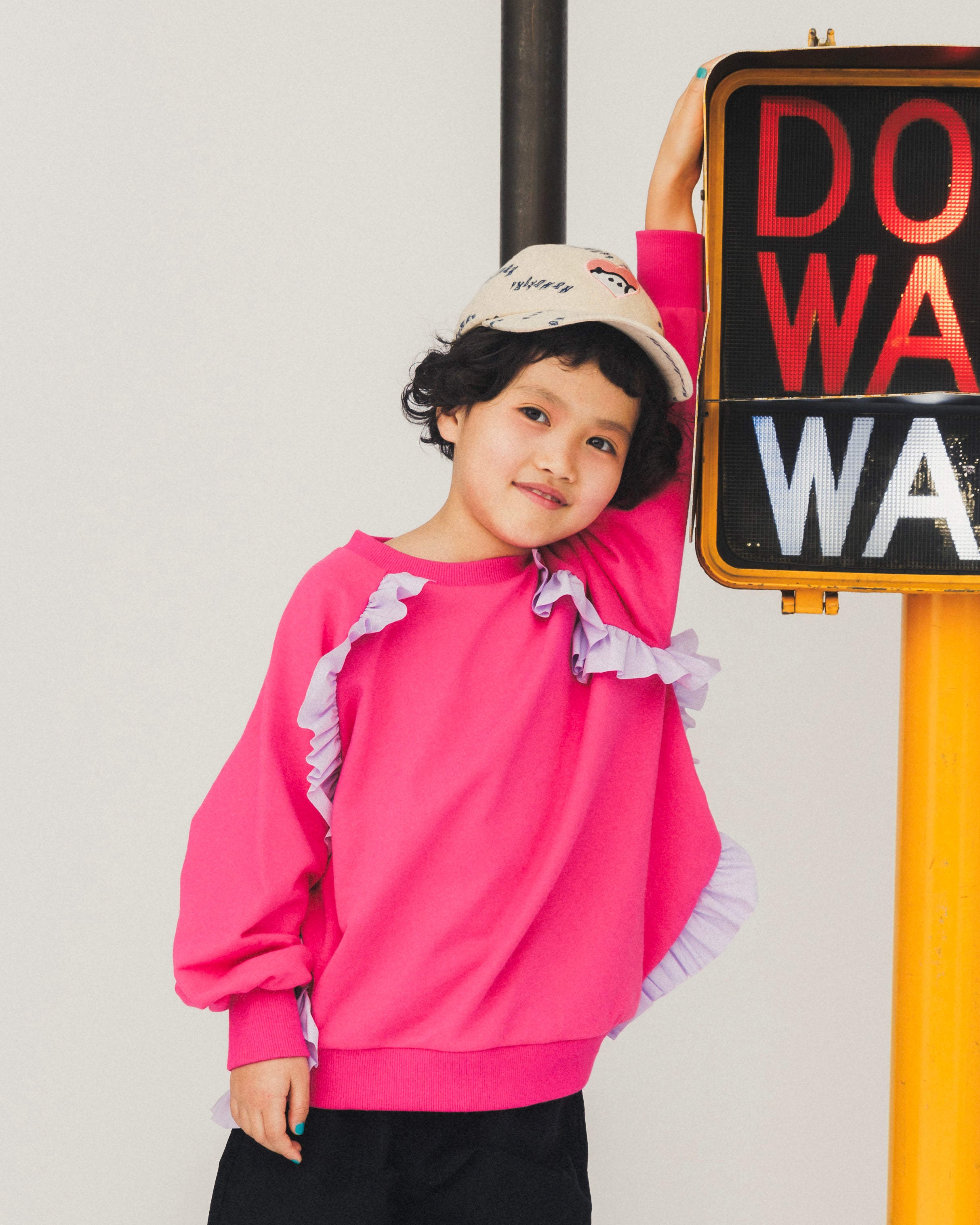 47-nf24-992-714/ラウンド フリル トレーナー