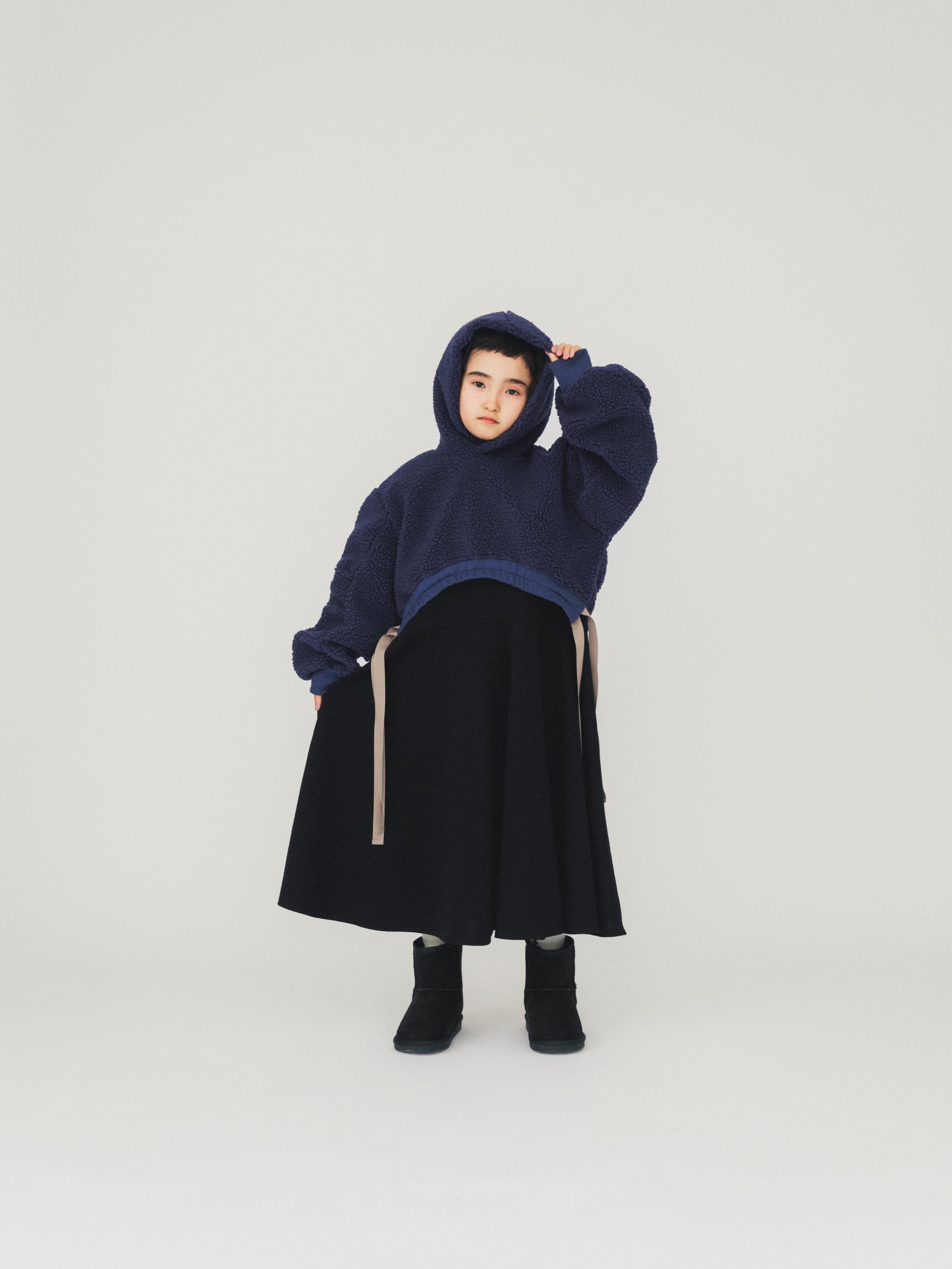 56-nf24-817-719/ドロスト ショート パーカー