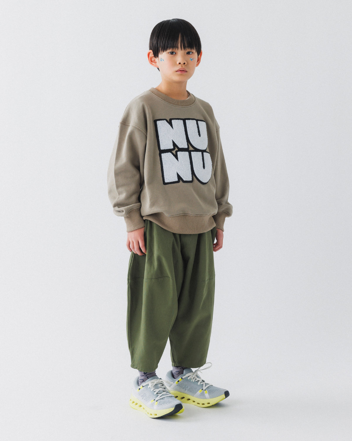 nt26-002-12/nunuワッペントレーナー